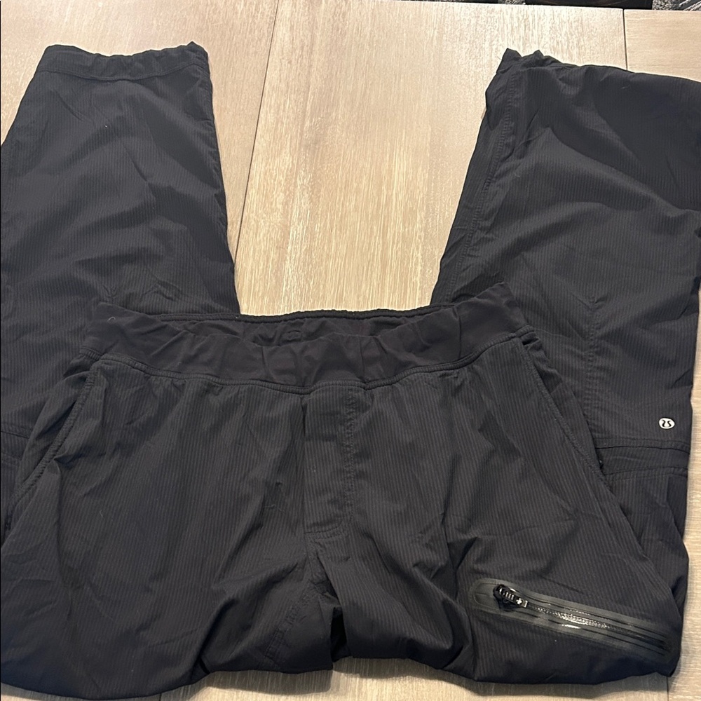 Men's Lululemon dance studio Black Athletic Pants inseam 30‎